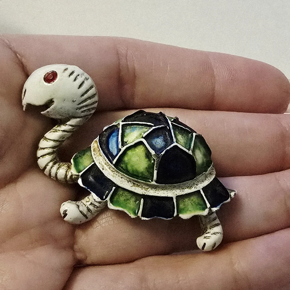 3/$50 Vintage 60s enamel turtle brooch with rhinestone eyes green blue shell